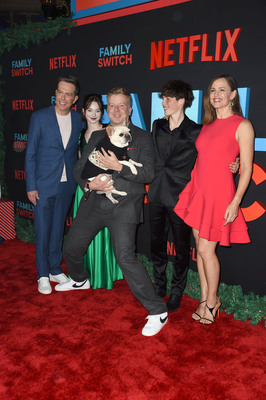 2023-11-29HQ_288429.jpg