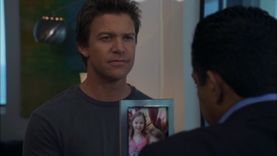 The_Glades_S01E05_mkv0133.jpg
