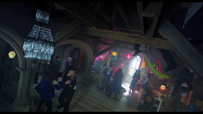 Wednesday_S02E01_mkv0990.jpg