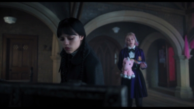 Wednesday_S02E01_mkv1148.jpg
