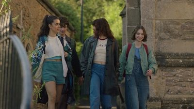 A_Good_Girls_Guide_to_Murder_S01E01_mkv0220.jpg