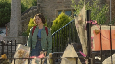 A_Good_Girls_Guide_to_Murder_S01E01_mkv0240.jpg