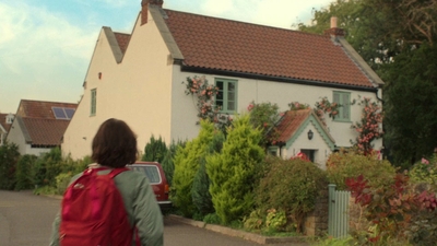 A_Good_Girls_Guide_to_Murder_S01E01_mkv0246.jpg