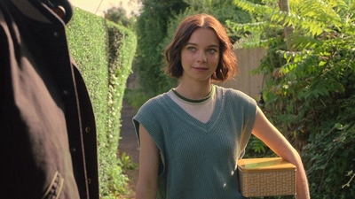 A_Good_Girls_Guide_to_Murder_S01E01_mkv0601.jpg