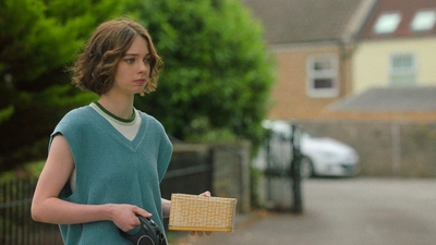 A_Good_Girls_Guide_to_Murder_S01E01_mkv0711.jpg