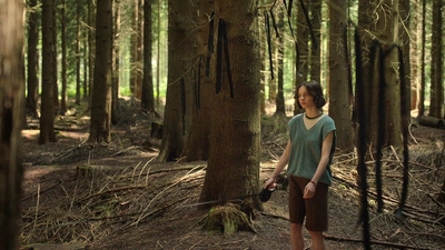 A_Good_Girls_Guide_to_Murder_S01E01_mkv0771.jpg