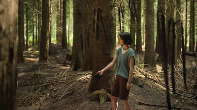 A_Good_Girls_Guide_to_Murder_S01E01_mkv0775.jpg
