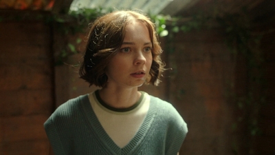 A_Good_Girls_Guide_to_Murder_S01E01_mkv0832.jpg