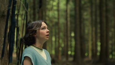 A_Good_Girls_Guide_to_Murder_S01E01_mkv0859.jpg