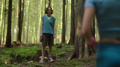 A_Good_Girls_Guide_to_Murder_S01E01_mkv0882.jpg