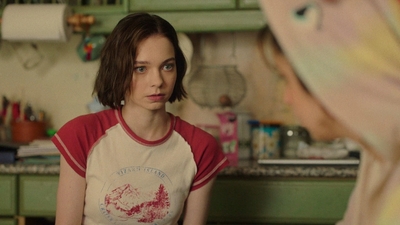 A_Good_Girls_Guide_to_Murder_S01E01_mkv1106.jpg