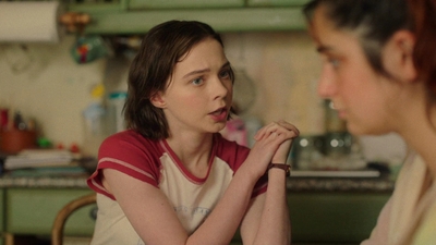 A_Good_Girls_Guide_to_Murder_S01E01_mkv1160.jpg