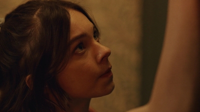 A_Good_Girls_Guide_to_Murder_S01E01_mkv1288.jpg