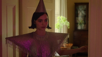 A_Good_Girls_Guide_to_Murder_S01E01_mkv1499.jpg