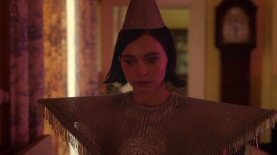 A_Good_Girls_Guide_to_Murder_S01E01_mkv1512.jpg