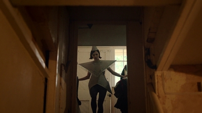 A_Good_Girls_Guide_to_Murder_S01E01_mkv1540.jpg