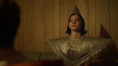 A_Good_Girls_Guide_to_Murder_S01E01_mkv1607.jpg