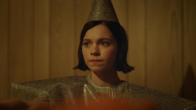 A_Good_Girls_Guide_to_Murder_S01E01_mkv1710.jpg