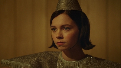 A_Good_Girls_Guide_to_Murder_S01E01_mkv1716.jpg