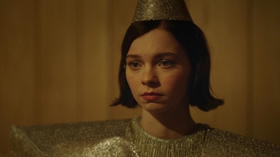 A_Good_Girls_Guide_to_Murder_S01E01_mkv1800.jpg