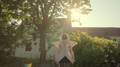 A_Good_Girls_Guide_to_Murder_S01E01_mkv2013.jpg