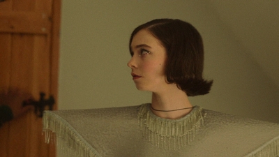 A_Good_Girls_Guide_to_Murder_S01E01_mkv2178.jpg