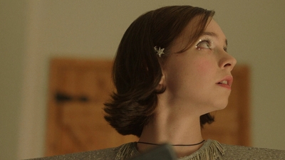 A_Good_Girls_Guide_to_Murder_S01E01_mkv2256.jpg