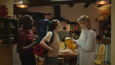 A_Good_Girls_Guide_to_Murder_S01E02_mkv3202.jpg