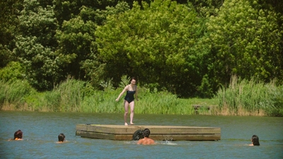 A_Good_Girls_Guide_to_Murder_S01E02_mkv3544.jpg