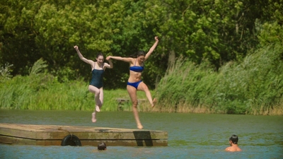 A_Good_Girls_Guide_to_Murder_S01E02_mkv3562.jpg