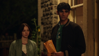 A_Good_Girls_Guide_to_Murder_S01E02_mkv4405.jpg
