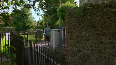 A_Good_Girls_Guide_to_Murder_S01E03_mkv4829.jpg