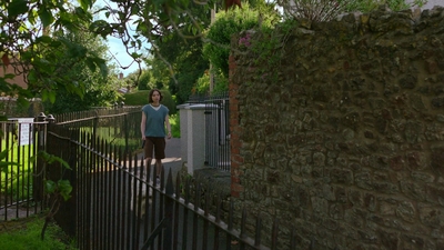 A_Good_Girls_Guide_to_Murder_S01E03_mkv4830.jpg