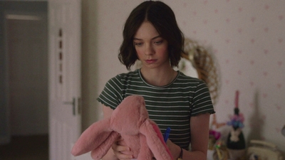 A_Good_Girls_Guide_to_Murder_S01E03_mkv6885.jpg