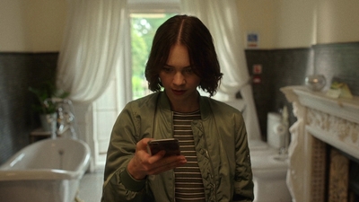 A_Good_Girls_Guide_to_Murder_S01E04_mkv0707.jpg