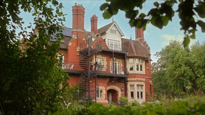 A_Good_Girls_Guide_to_Murder_S01E04_mkv0757.jpg