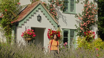 A_Good_Girls_Guide_to_Murder_S01E04_mkv1027.jpg