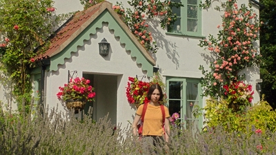 A_Good_Girls_Guide_to_Murder_S01E04_mkv1028.jpg