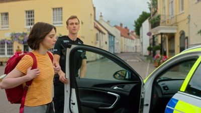 A_Good_Girls_Guide_to_Murder_S01E04_mkv1090.jpg