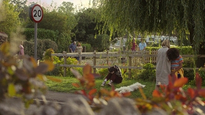 A_Good_Girls_Guide_to_Murder_S01E05_mkv4022.jpg