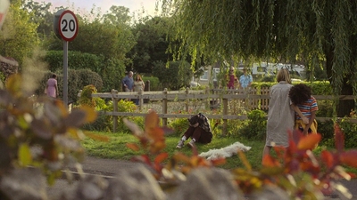 A_Good_Girls_Guide_to_Murder_S01E05_mkv4025.jpg