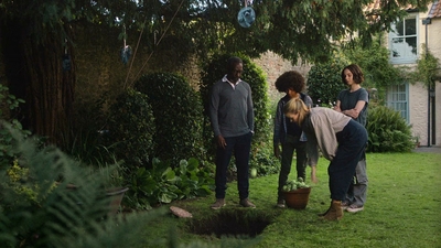 A_Good_Girls_Guide_to_Murder_S01E05_mkv4051.jpg
