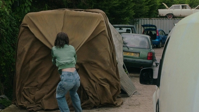 A_Good_Girls_Guide_to_Murder_S01E06_mkv6538.jpg